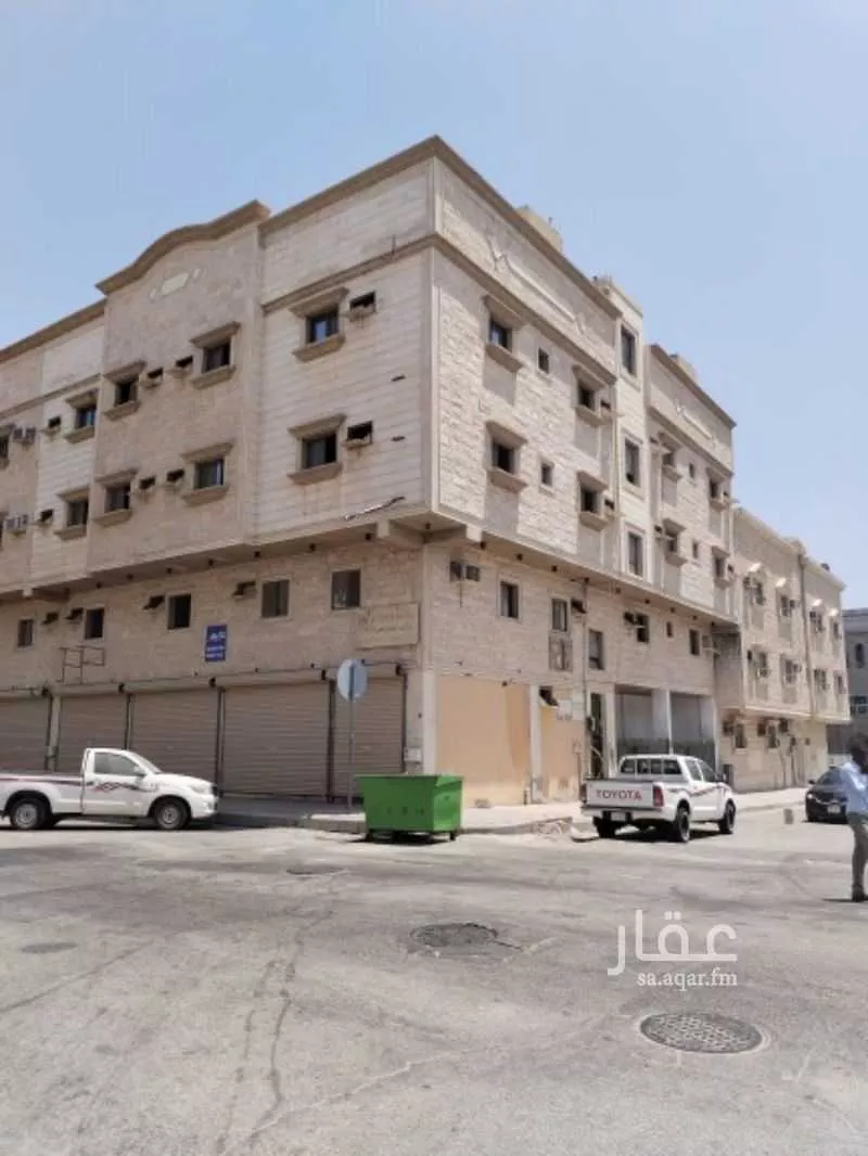 عمارة للإيجار في شارع ينبع ، حي الثقبة ، الخبر ، الخبر 1 صورة