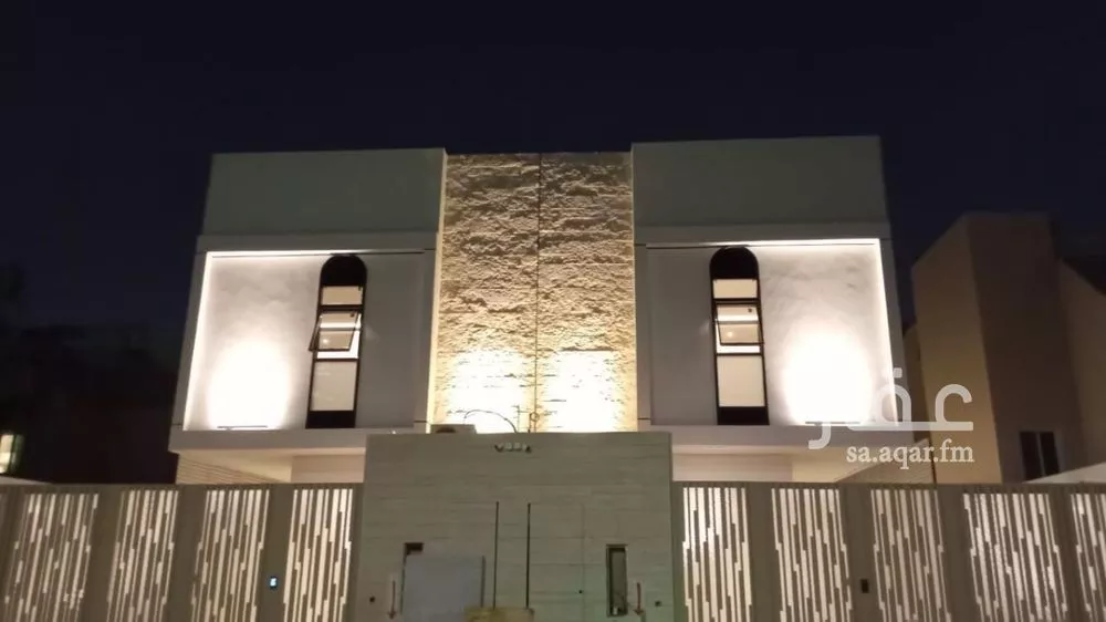 فيلا للبيع في شارع الغدير الأحمر, حي المروج, مدينة الرياض, منطقة الرياض 1 صورة