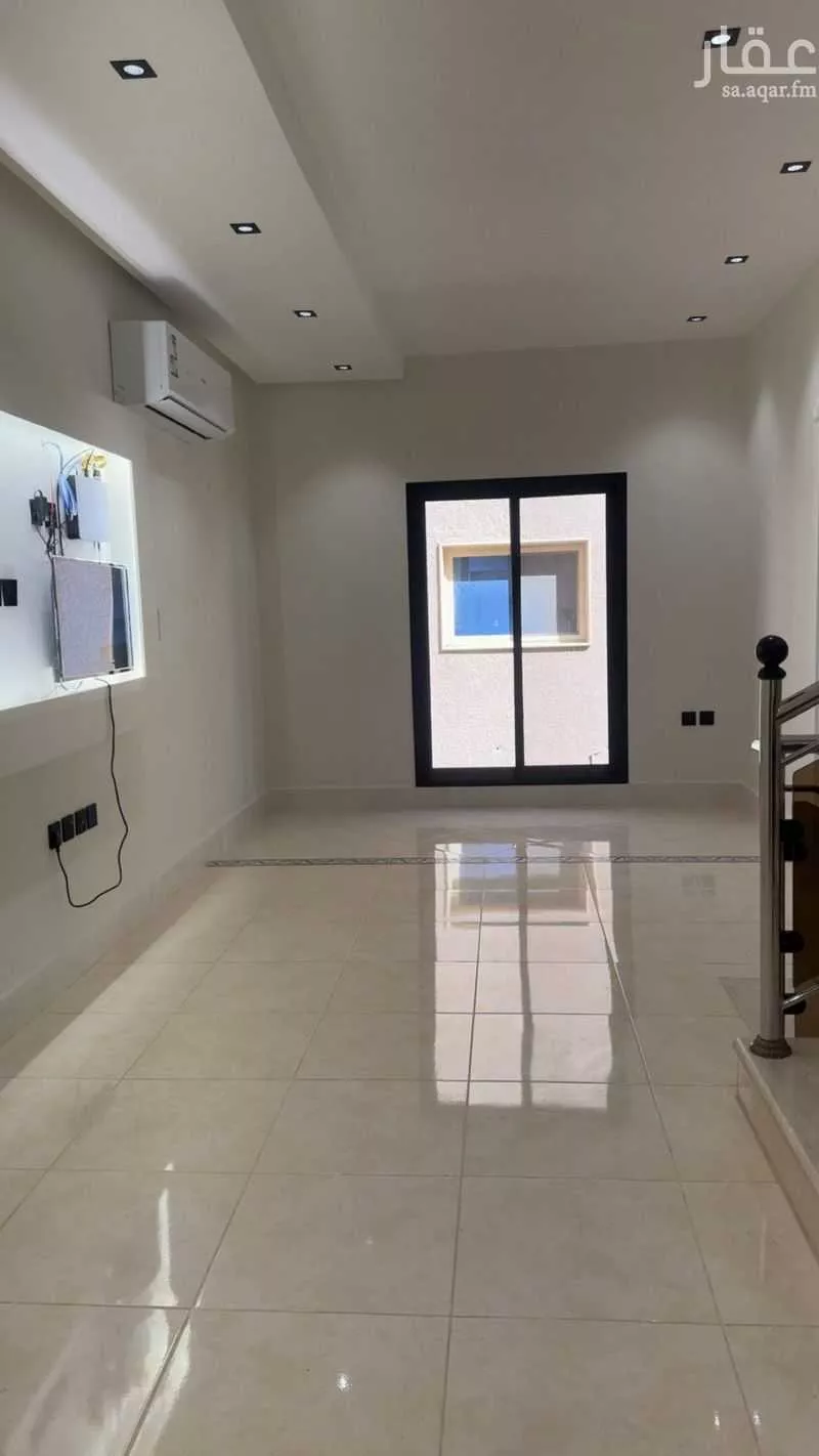 فيلا للإيجار في شارع رقم 267, حي الملقا, مدينة الرياض, منطقة الرياض 1 صورة