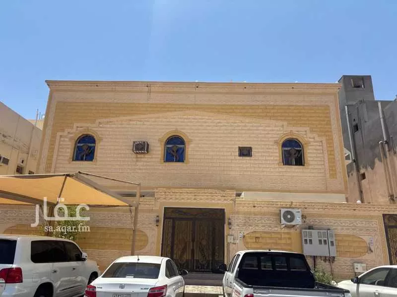 عمارة للبيع في شارع العلاء ابن عمرو الانصاري ، حي العزيزية ، المدينة المنورة ، منطقة المدينة المنورة 1 صورة