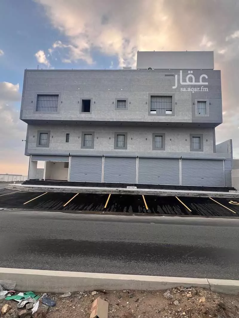 محل للإيجار في شارع الهذلي, حي الوفاء, جدة 1 صورة