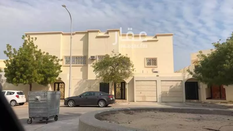 عمارة للبيع في شارع شـارع الأحسـاء, حي الاحساء, الجبيل 1 صورة