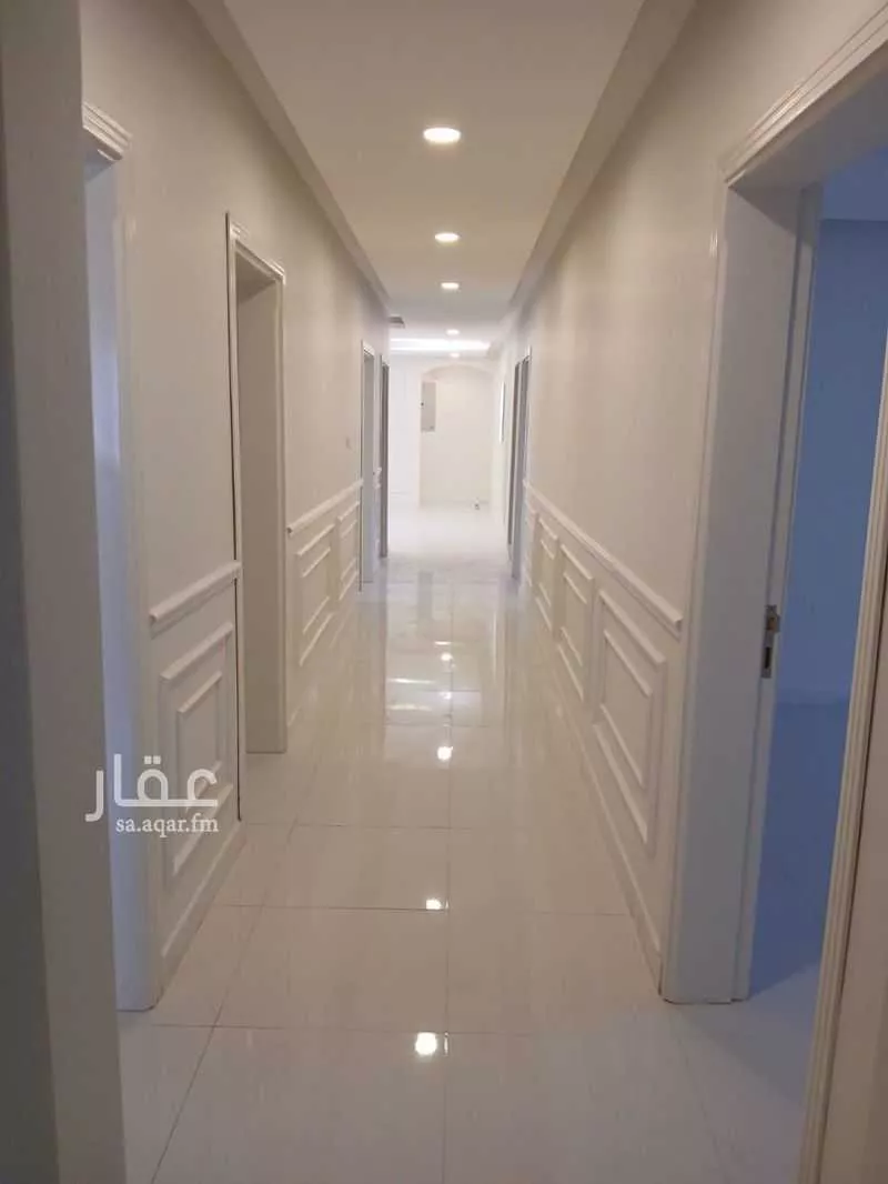 شقة للبيع في حي العزيزية, مدينة الجبيل, المنطقة الشرقية 1 صورة