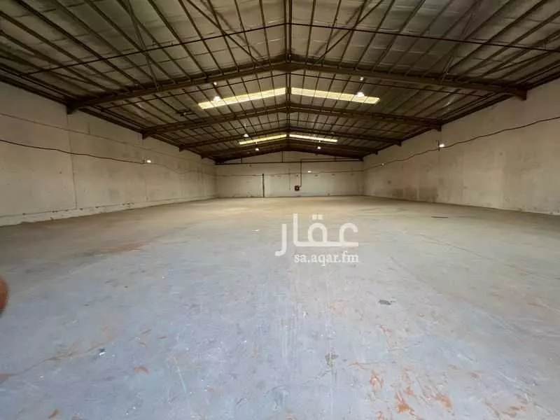 مستودع للإيجار في شارع الخفس, حي المشاعل, مدينة الرياض, منطقة الرياض 1 صورة