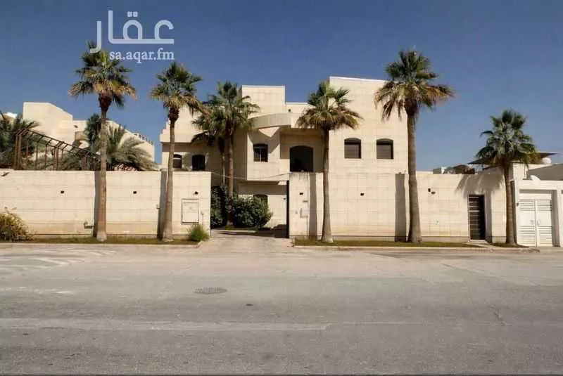 فيلا للبيع في شارع عبدالعزيز الاحسائي, حي الرائد, مدينة الرياض, منطقة الرياض 1 صورة