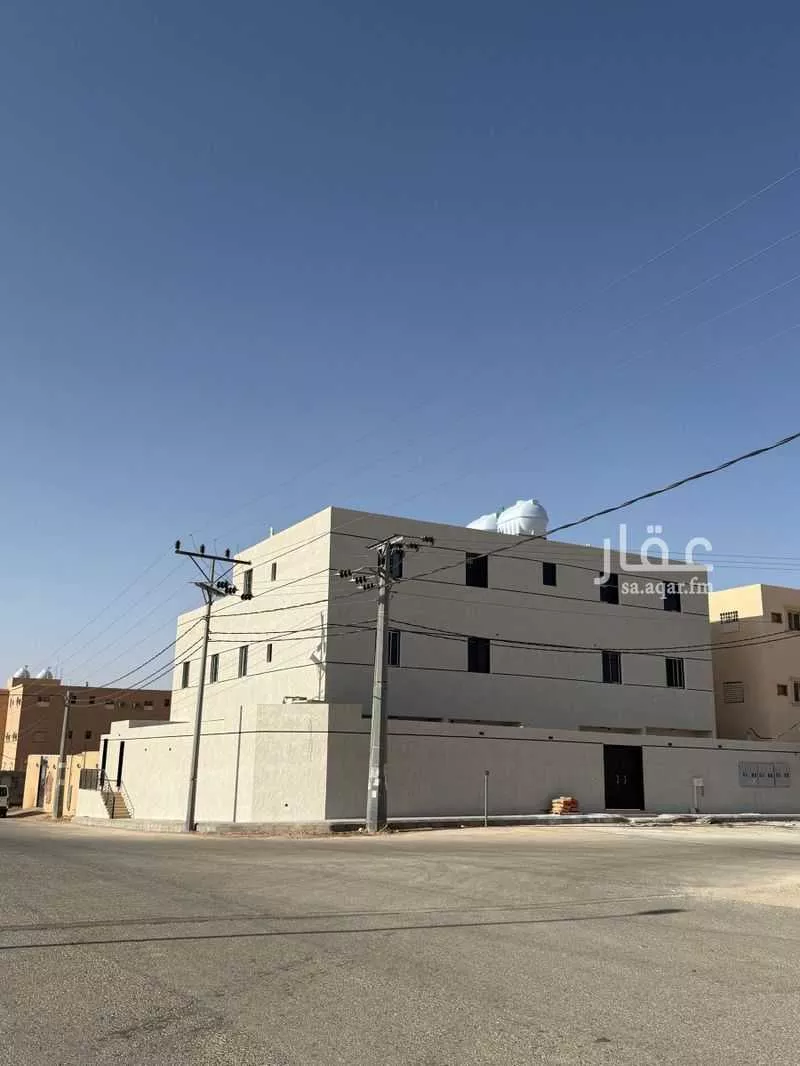 عمارة للإيجار في مدينة عشيرة سدير, منطقة الرياض 1 صورة