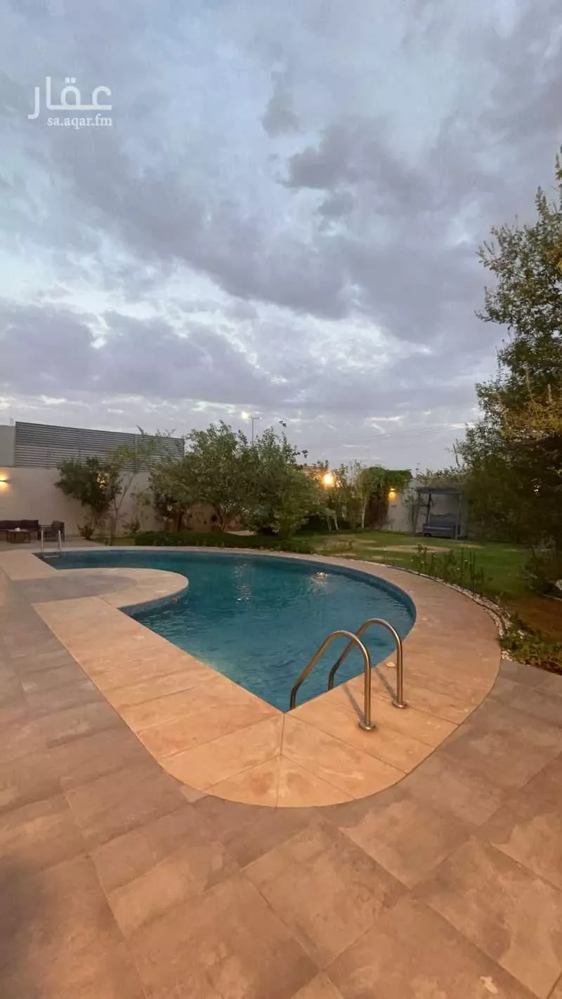 فيلا للبيع في شارع هجره عسيلان 1163, حي النقيب الجنوبي, مدينة بريدة, منطقة القصيم 1 صورة