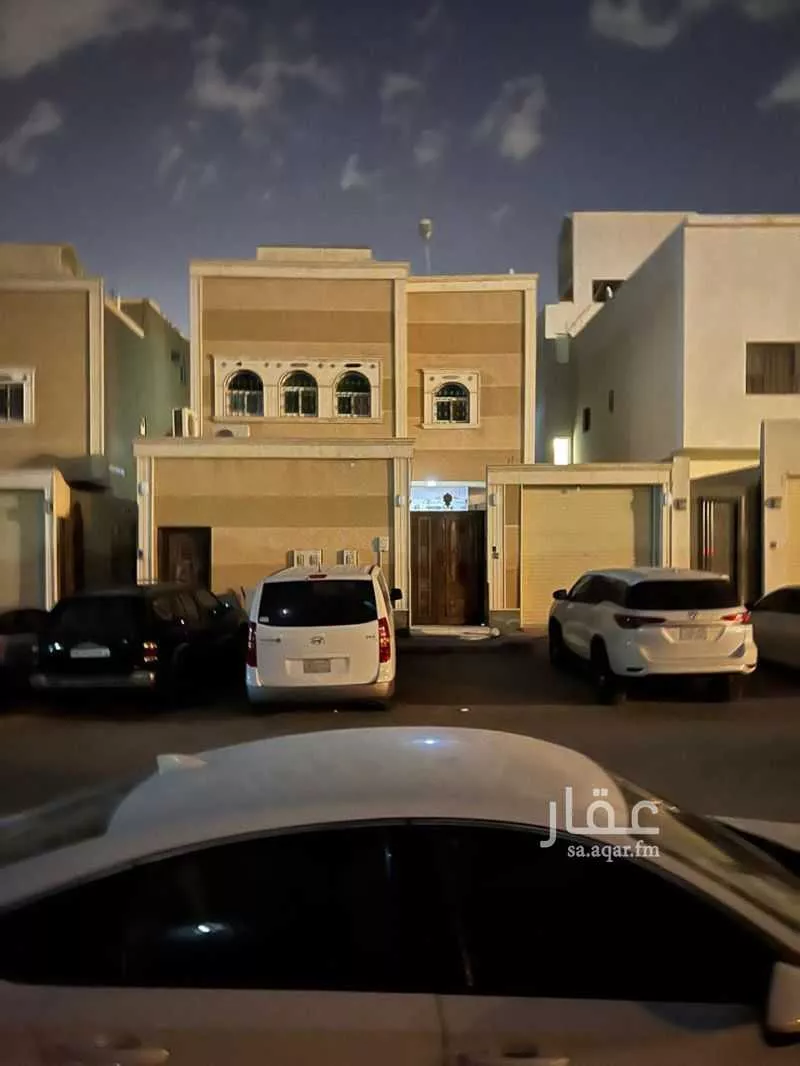 فيلا للبيع في شارع رقم 343, حي ظهرة لبن, مدينة الرياض, منطقة الرياض 1 صورة