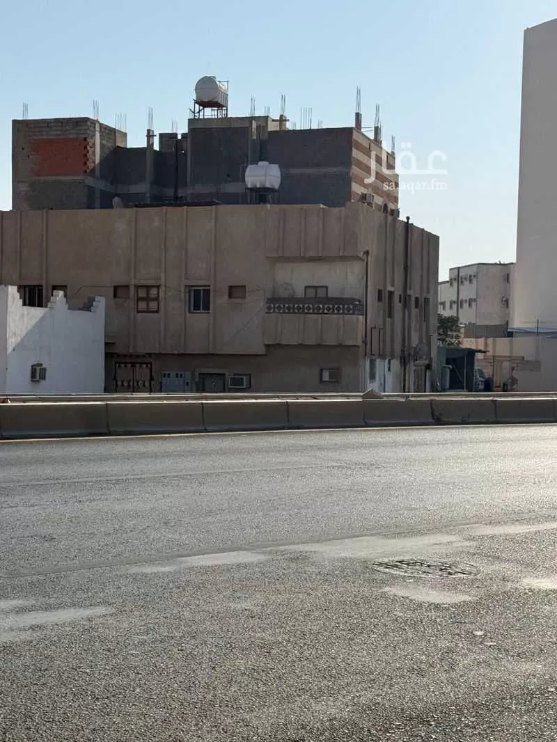 عمارة للبيع في شارع الامير عبدالمجيد بن عبدالعزيز ، حي الدويمة ، المدينة المنورة ، منطقة المدينة المنورة 1 صورة