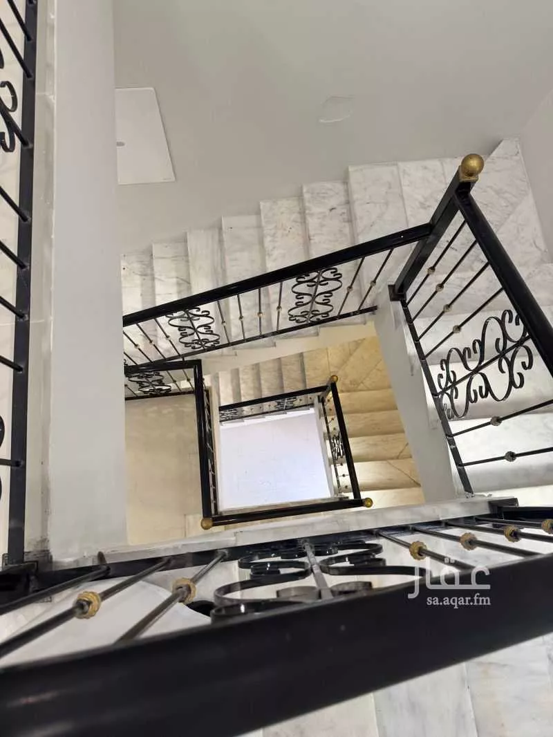 فيلا للبيع في شارع 27ب, حي طيبة, مدينة الدمام, المنطقة الشرقية 1 صورة