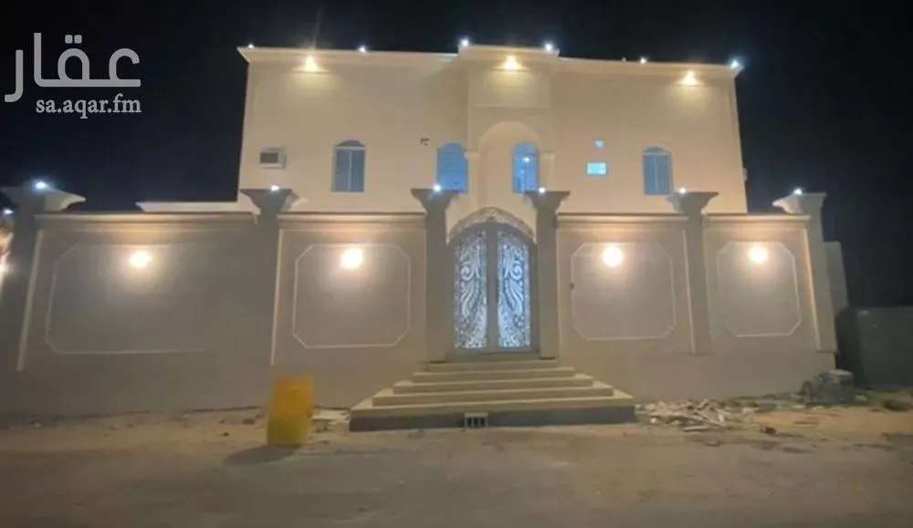 فيلا للبيع في حي حي الزهور - بقيق, مدينة بقيق, المنطقة الشرقية 1 صورة