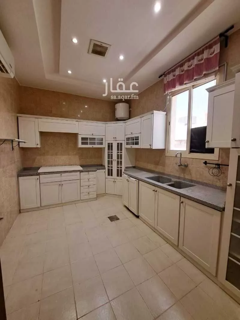دور للإيجار في شارع رقم 348, حي النرجس, مدينة الرياض, منطقة الرياض 1 صورة
