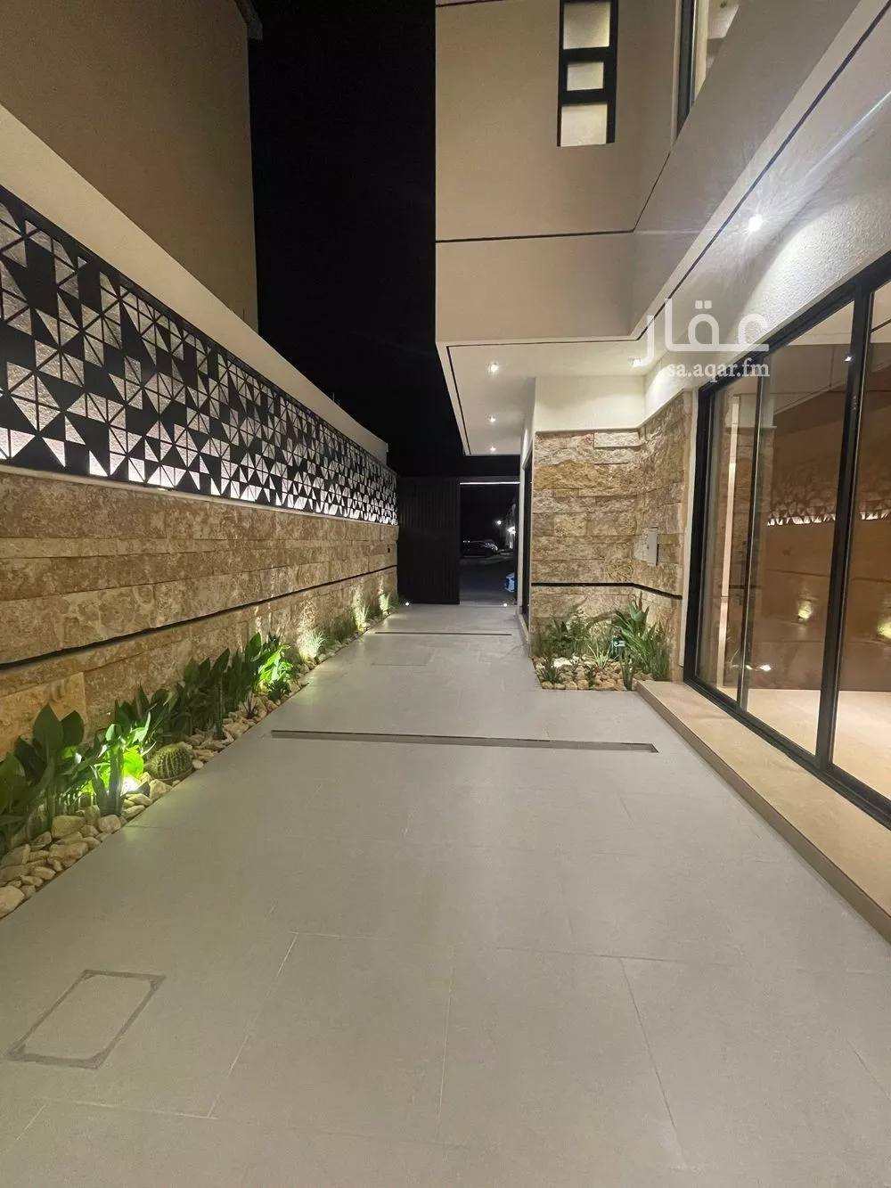 فيلا للبيع في شارع عبدالملك بن العباس ، حي المهدية ، الرياض ، منطقة الرياض 1 صورة