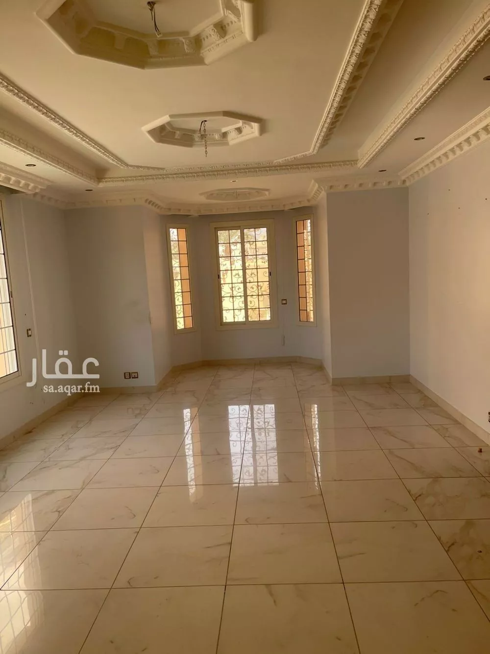 فيلا للبيع في شارع عبدالرحمن بن ابي بكر الصديق, حي البساتين, مدينة جدة, منطقة مكة المكرمة 1 صورة