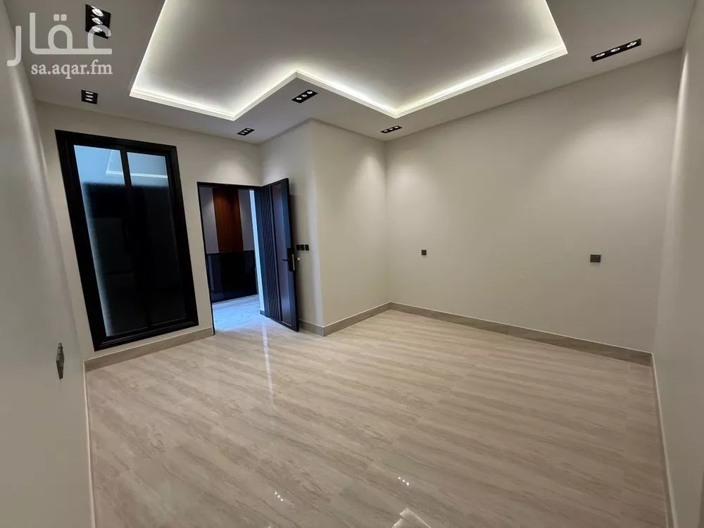 دور للبيع في شارع وادي الساحل, حي الرمال, مدينة الرياض, منطقة الرياض 1 صورة