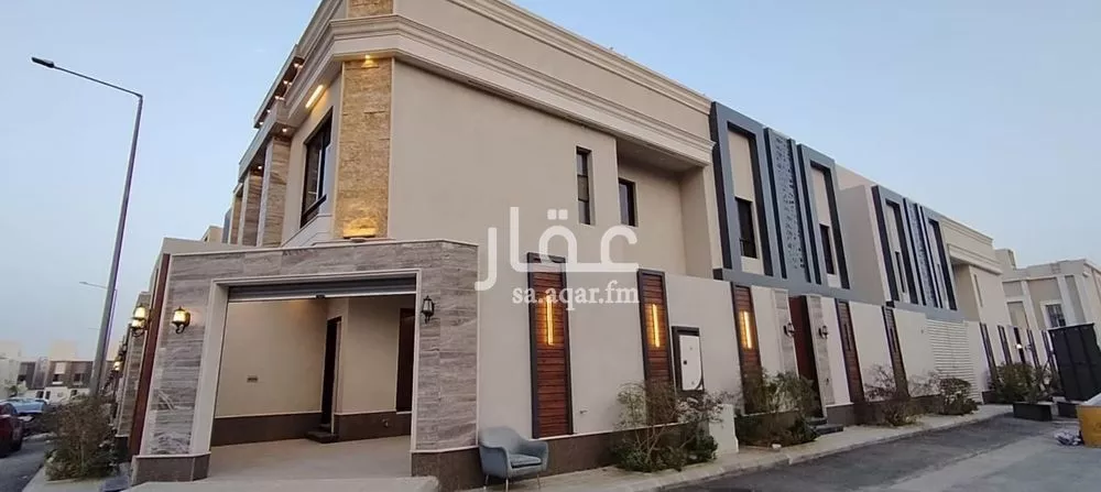 فيلا للبيع في شارع عمرو الشيباني, حي الرمال, مدينة الرياض, منطقة الرياض 1 صورة