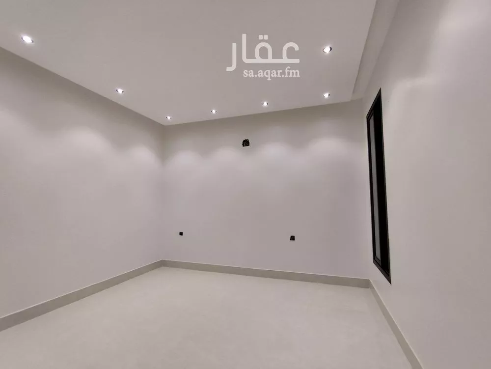 دور للبيع في شارع علي البجادي, حي الرمال, مدينة الرياض, منطقة الرياض 1 صورة