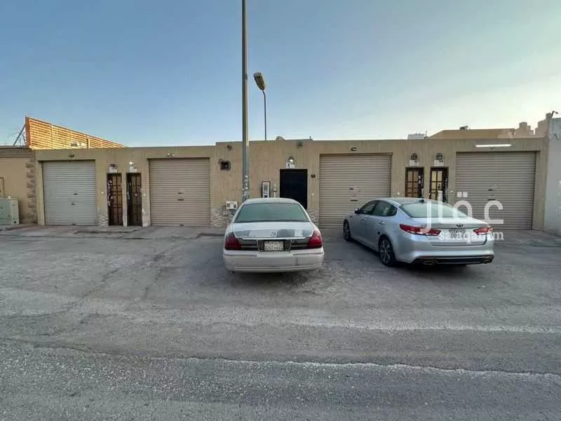 استراحة للبيع في شارع عبدالملك عبدالشكور, حي المناخ, مدينة الرياض, منطقة الرياض 1 صورة