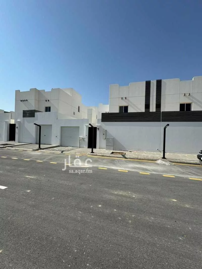 فيلا للبيع في شارع خالد بن حزام بن خويلد , حي الفاروق, مدينة الرياض, منطقة الرياض 1 صورة