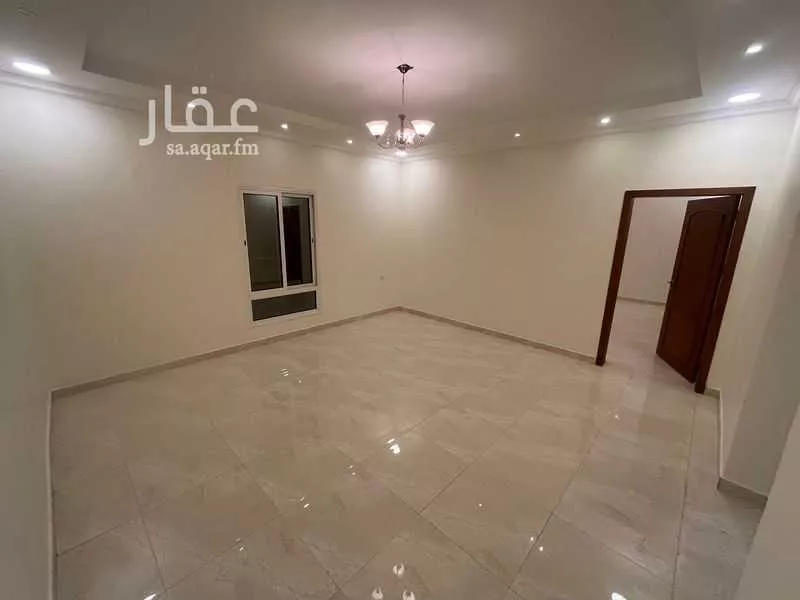 عمارة للإيجار في حي هجر, مدينة الدمام, المنطقة الشرقية 1 صورة