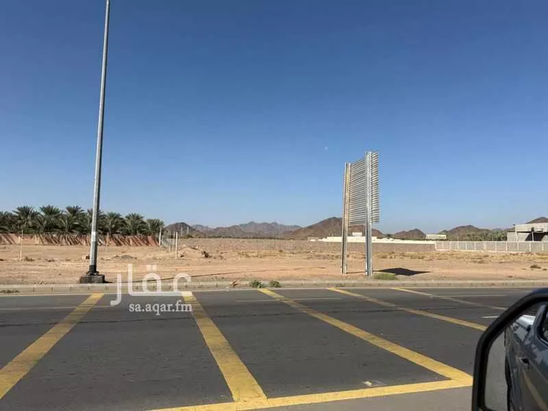 أرض للبيع في شارع أمير المؤمنين عثمان بن عفان رضي الله عنه, حي وادي الحمض, مدينة المدينه المنوره, منطقة المدينة المنورة 1 صورة