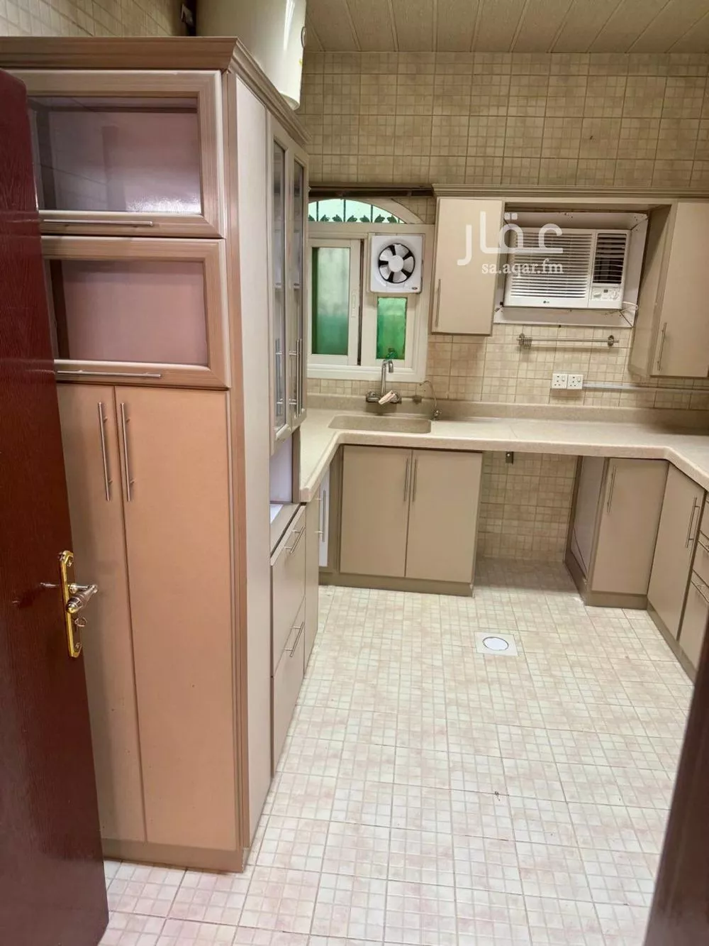 شقة للإيجار في شارع ثابت الثمالي, حي ظهرة البديعة, مدينة الرياض, منطقة الرياض 1 صورة