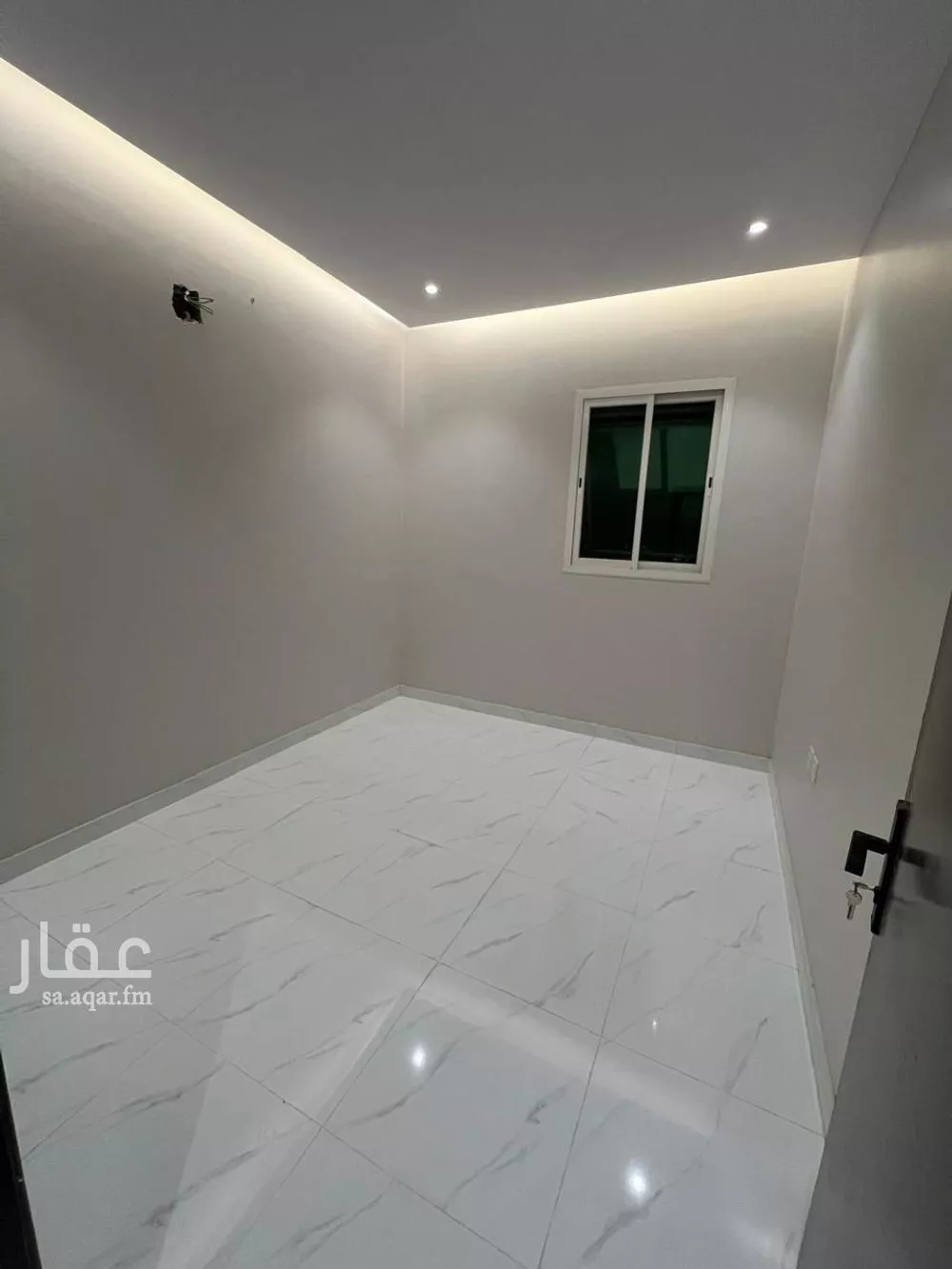 عمارة للإيجار في شارع طريق المدينة المنورة, حي العوالي, مدينة الرياض, منطقة الرياض 1 صورة