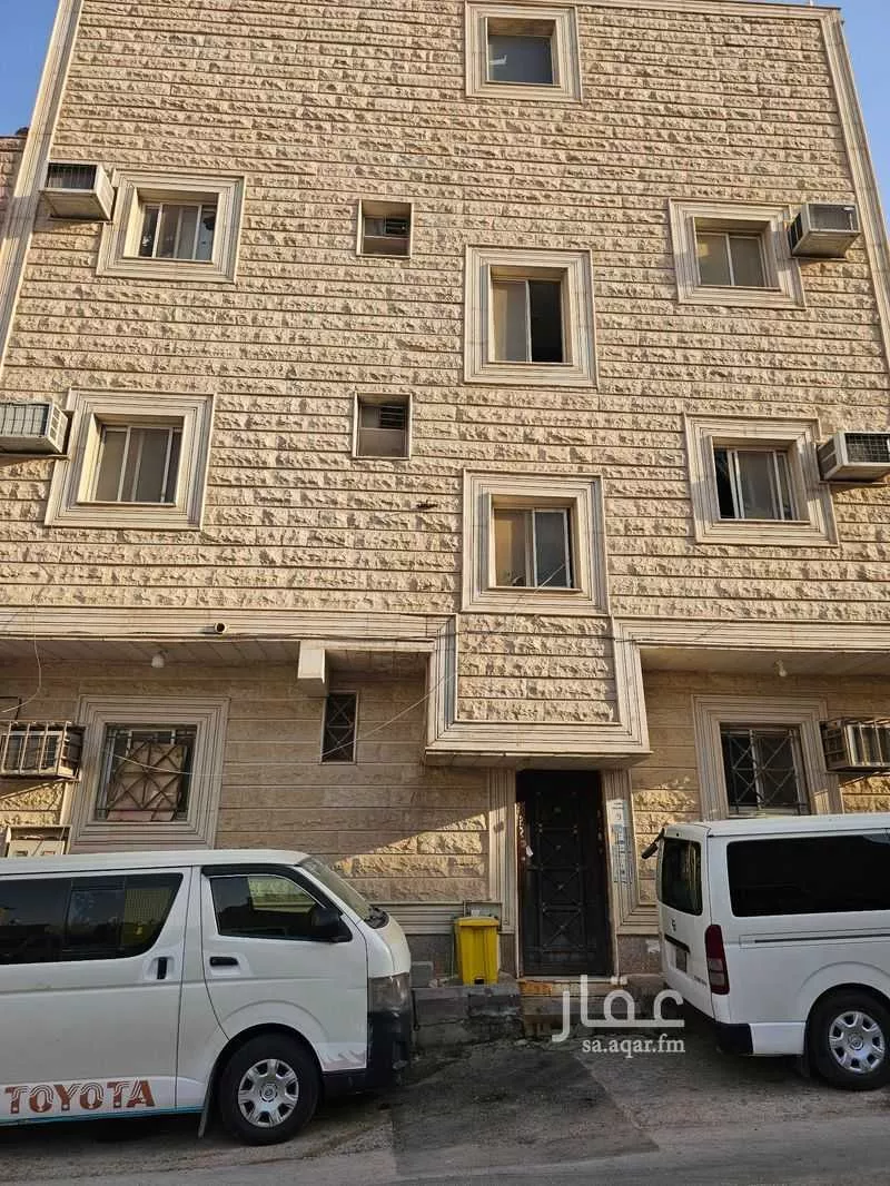 عمارة للبيع في شارع محمد الشبل, حي المرقب, مدينة الرياض, منطقة الرياض 1 صورة