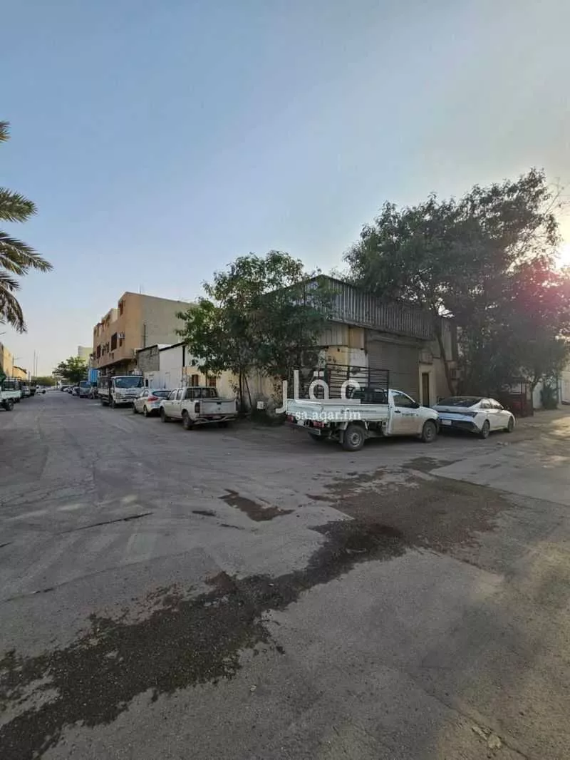 أخرى في شارع عثمان بن مالك, حي الفاروق, مدينة الرياض, منطقة الرياض 1 صورة