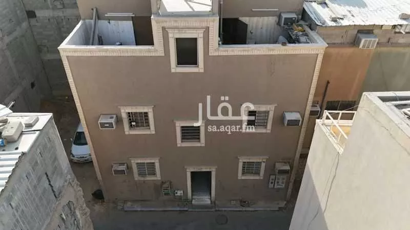 عمارة للبيع في شارع تربة, حي الشميسي, مدينة الرياض, منطقة الرياض 1 صورة