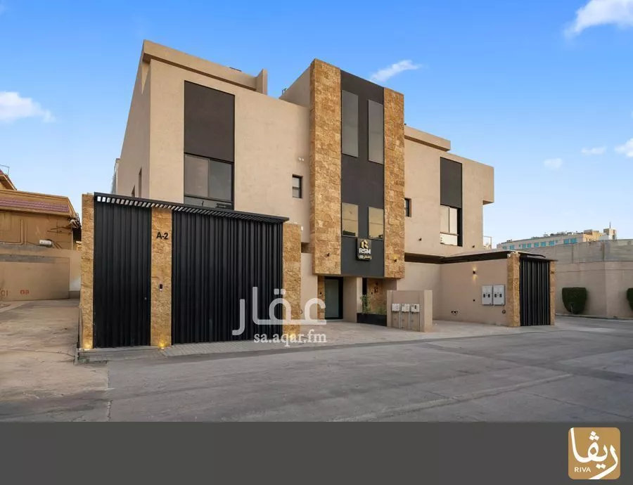 دور للبيع في شارع ابن الواثق, حي العليا, مدينة الرياض, منطقة الرياض 1 صورة