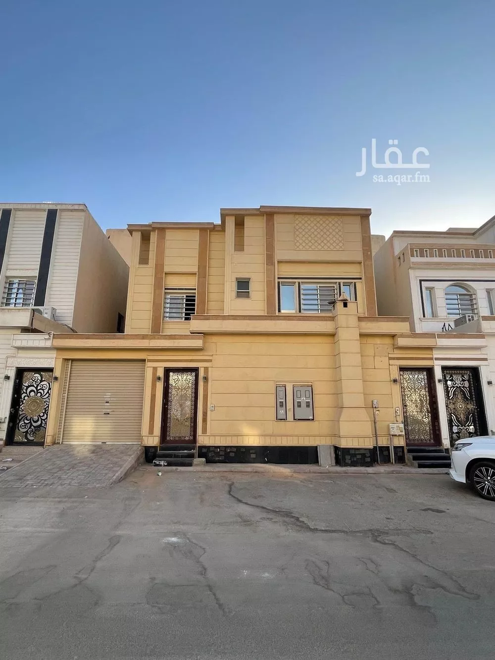 فيلا للبيع في شارع أبي الفضل الموفق, حي الرمال, مدينة الرياض, منطقة الرياض 1 صورة