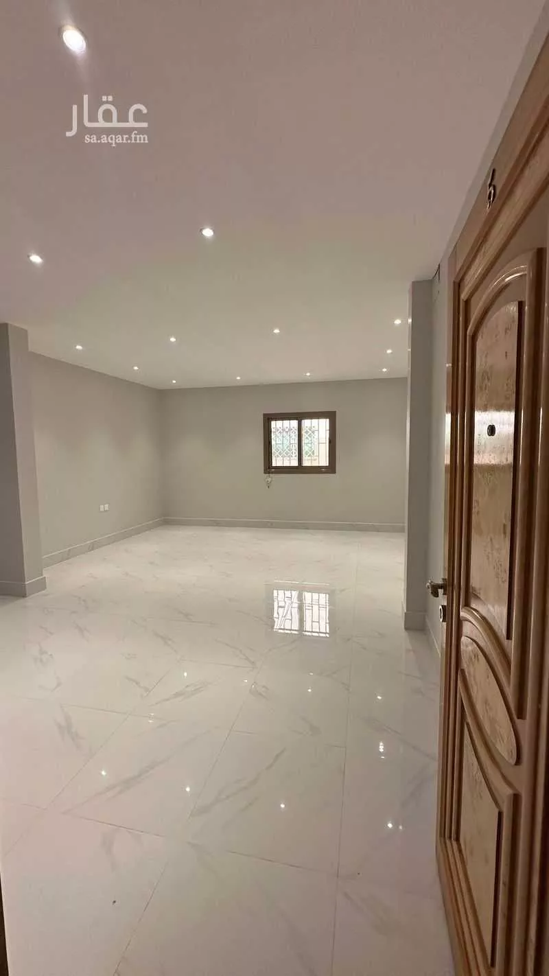 شقة للإيجار في شارع ابي بكر الصديق الفرعي, حي الملك سلمان, مدينة الرياض, منطقة الرياض 1 صورة