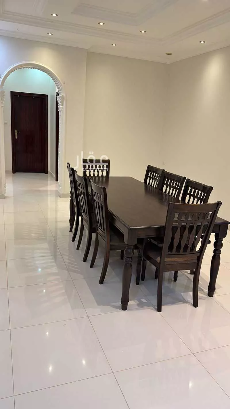 شقة مفروشة للحجز في شارع العوام بن حوشب ، حي الدويخلة ، المدينة المنورة ، منطقة المدينة المنورة 1 صورة