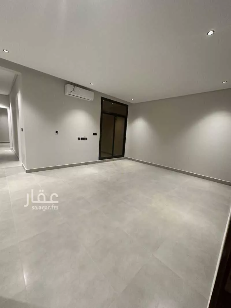 دور للبيع في شارع الشرفية, حي الربيع, مدينة الرياض, منطقة الرياض 1 صورة