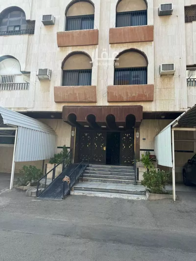 عمارة للبيع في شارع حمود الصدفي, حي الصفاء, مدينة جدة, منطقة مكة المكرمة 1 صورة
