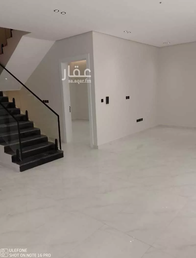 فيلا للإيجار في شارع الزاهر, حي ضاحية الملك فهد, مدينة الدمام, المنطقة الشرقية 1 صورة