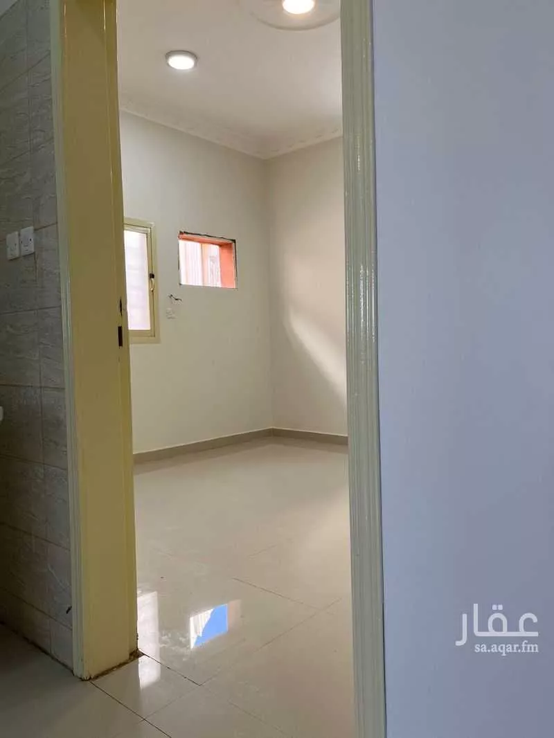 شقة للإيجار في شارع حاتم التميمي, حي العليا, مدينة المزاحمية, منطقة الرياض 1 صورة