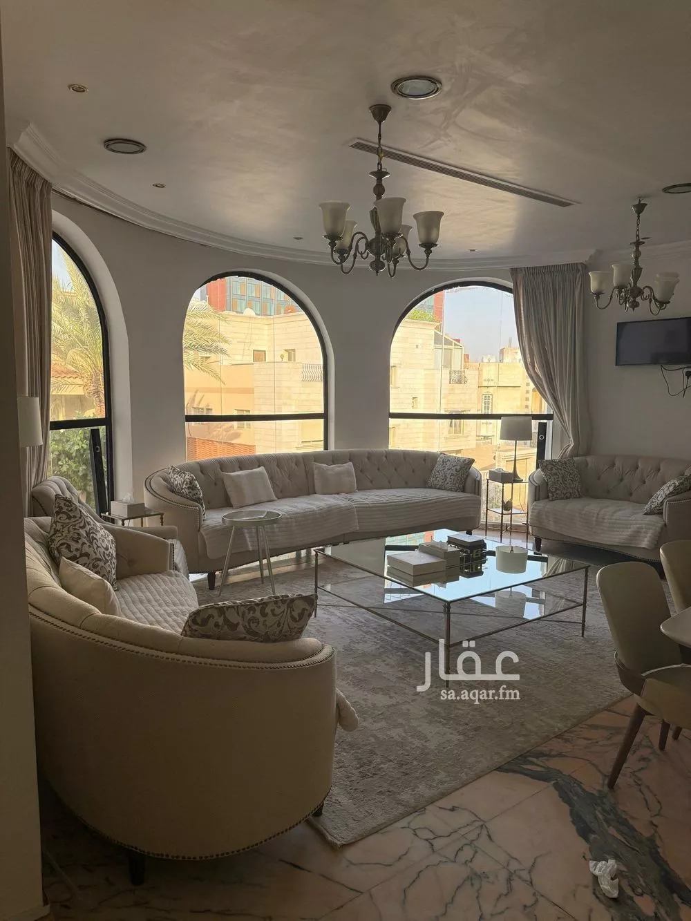 فيلا للبيع في شارع محمد بن الطيب, حي النهضة, مدينة جدة, منطقة مكة المكرمة 1 صورة