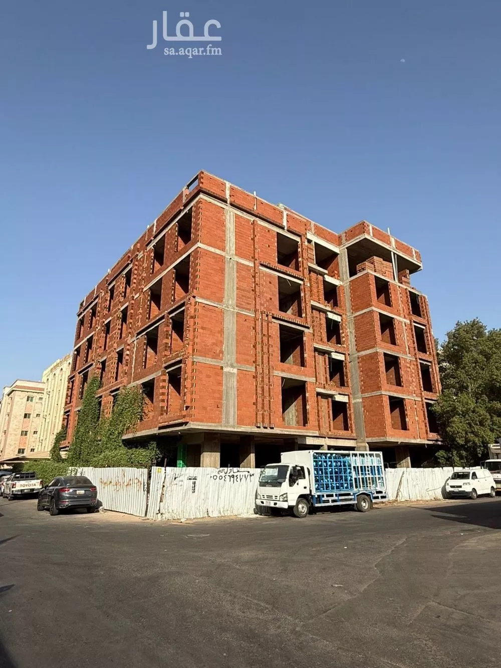 عمارة للبيع في شارع يحي بن إسحاق, حي الصفاء, مدينة جدة, منطقة مكة المكرمة 1 صورة