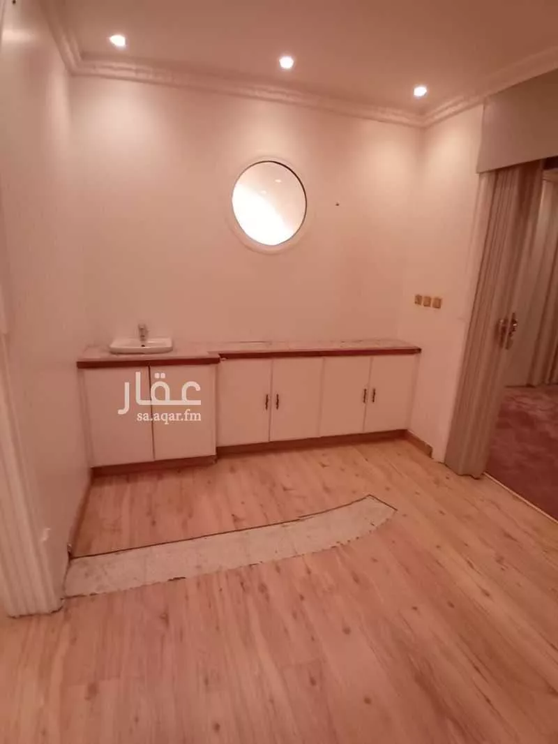 فيلا للإيجار في شارع السفراء, حي السلام, مدينة الرياض, منطقة الرياض 1 صورة