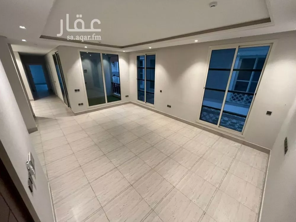 شقة للإيجار في شارع رقم 205, حي الملقا, مدينة الرياض, منطقة الرياض 1 صورة
