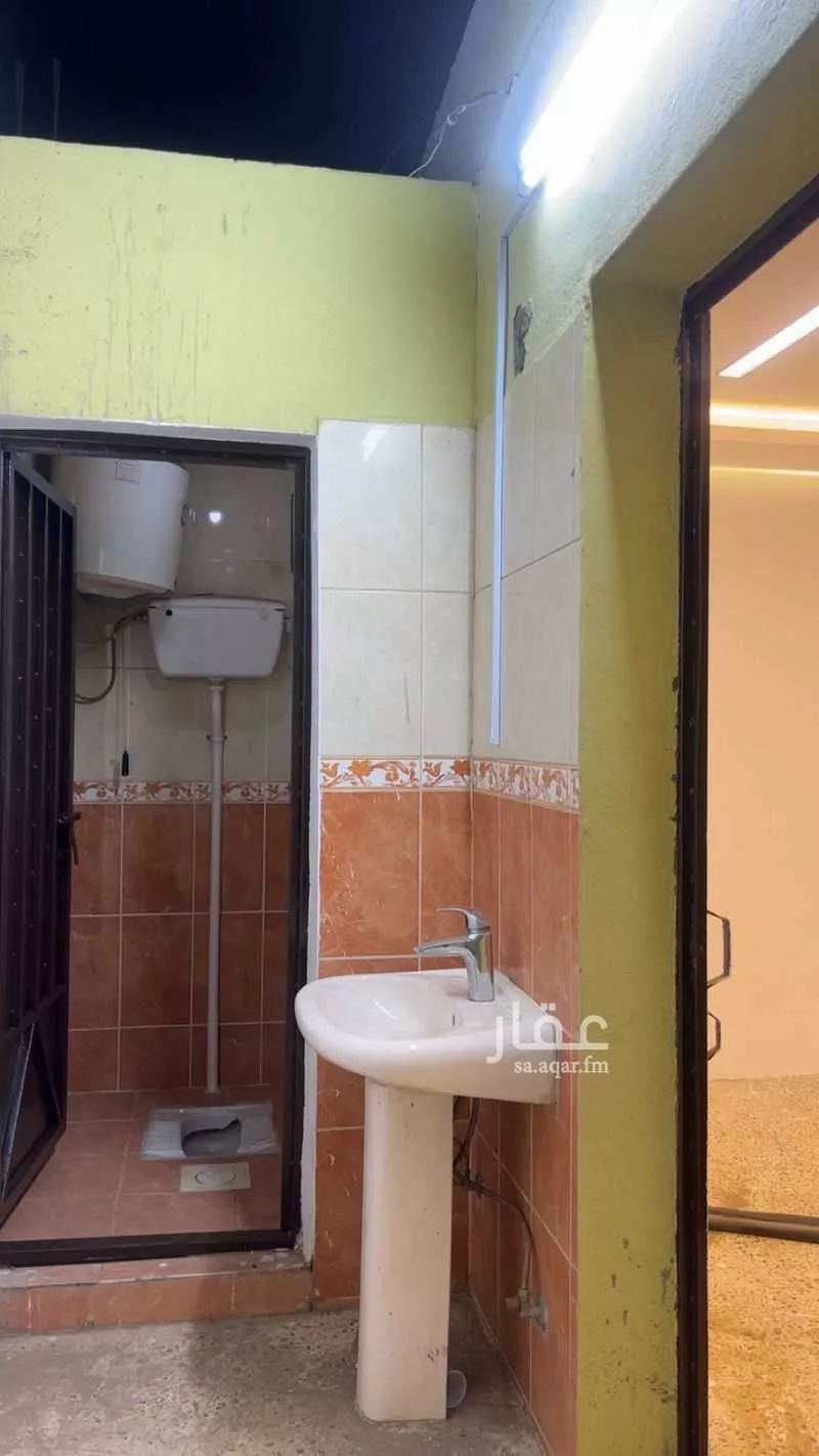 غرفة للإيجار في شارع 23967, حي الورود, مدينة خميس مشيط, منطقة عسير 1 صورة