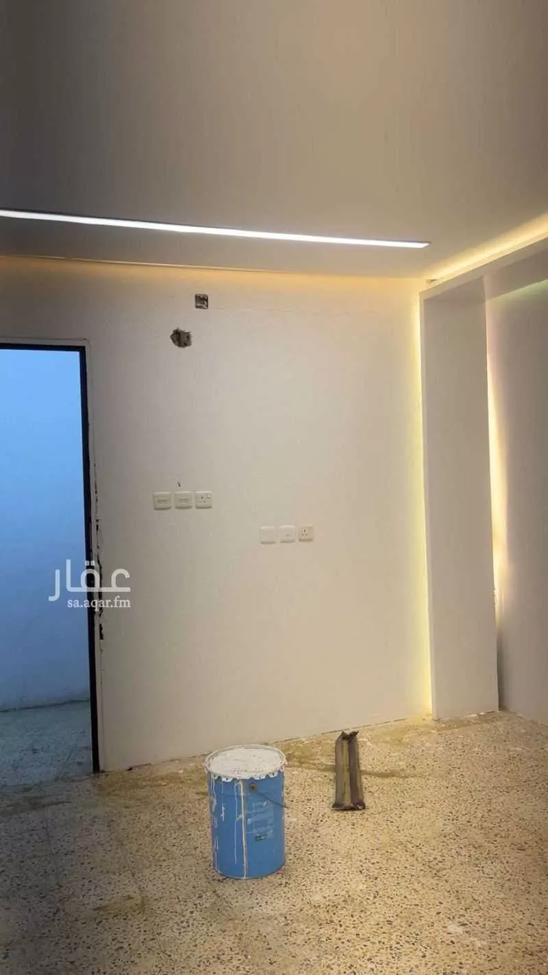 غرفة للإيجار في شارع 23967, حي الورود, مدينة خميس مشيط, منطقة عسير 1 صورة