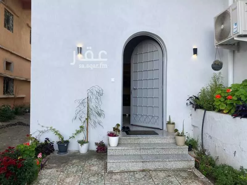عمارة للإيجار في شارع شارع الحبانيه, حي الشفاء, مدينة ابها, منطقة عسير 1 صورة