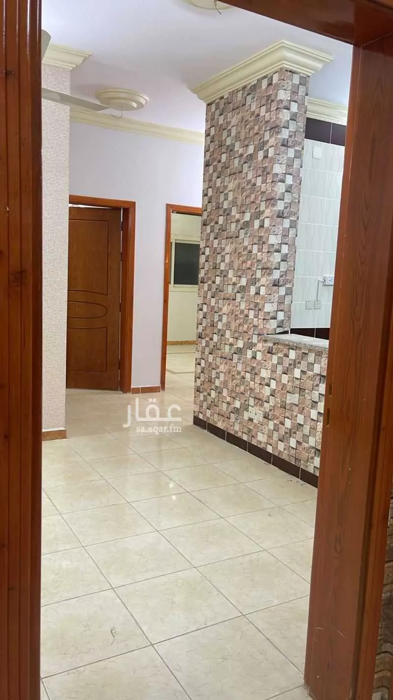 محل للإيجار في شارع الشطبه, حي الشهداء الجنوبية, مدينة الطائف, منطقة مكة المكرمة 1 صورة