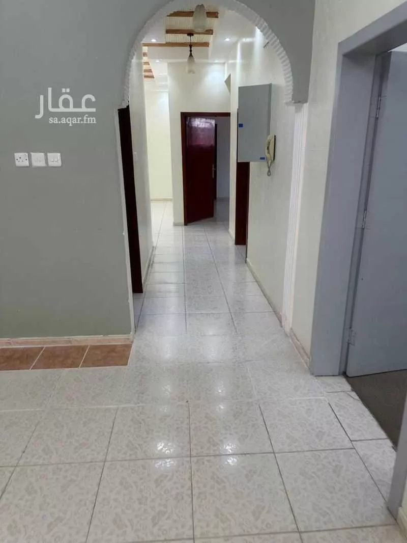 شقة للإيجار في شارع المنذر البلوطي ، حي الموظفين ، أبها ، منطقة عسير 1 صورة