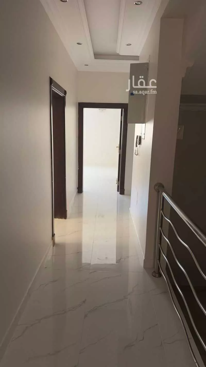 فيلا للإيجار في شارع عبد الله بن حمد آل خليفة, حي الشراع, مدينة جدة, منطقة مكة المكرمة 1 صورة