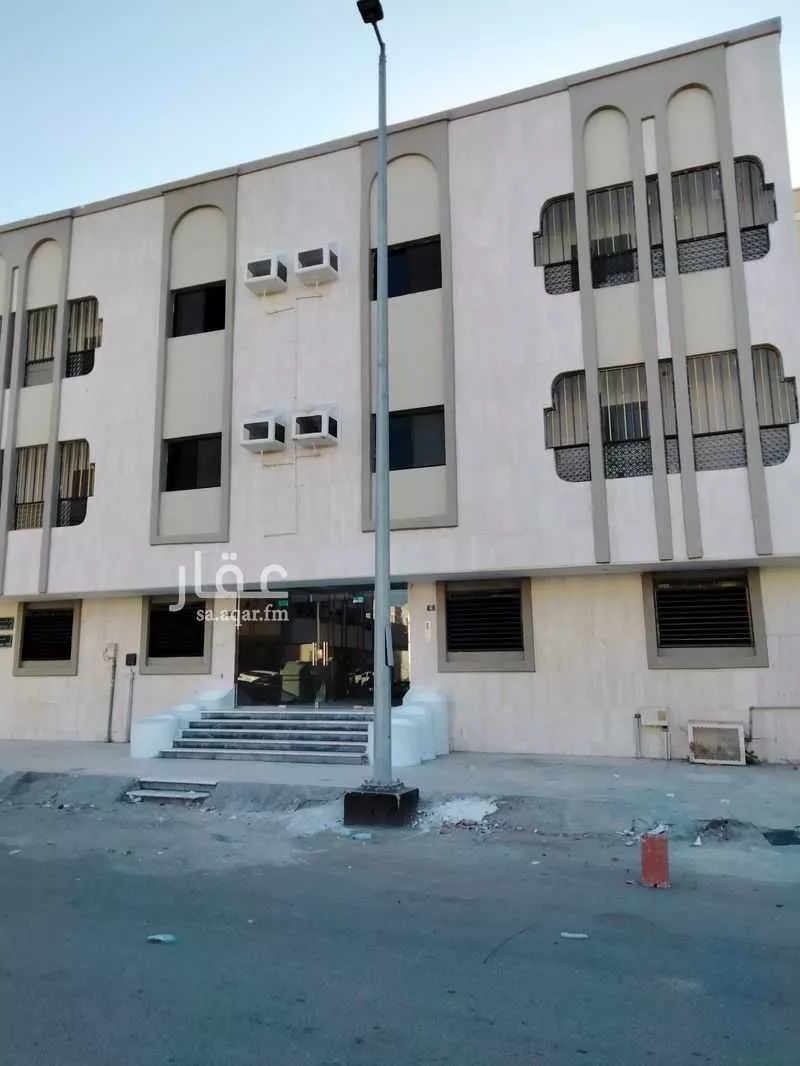 عمارة للإيجار في شارع الريانه, حي البوادي, مدينة جدة, منطقة مكة المكرمة 1 صورة