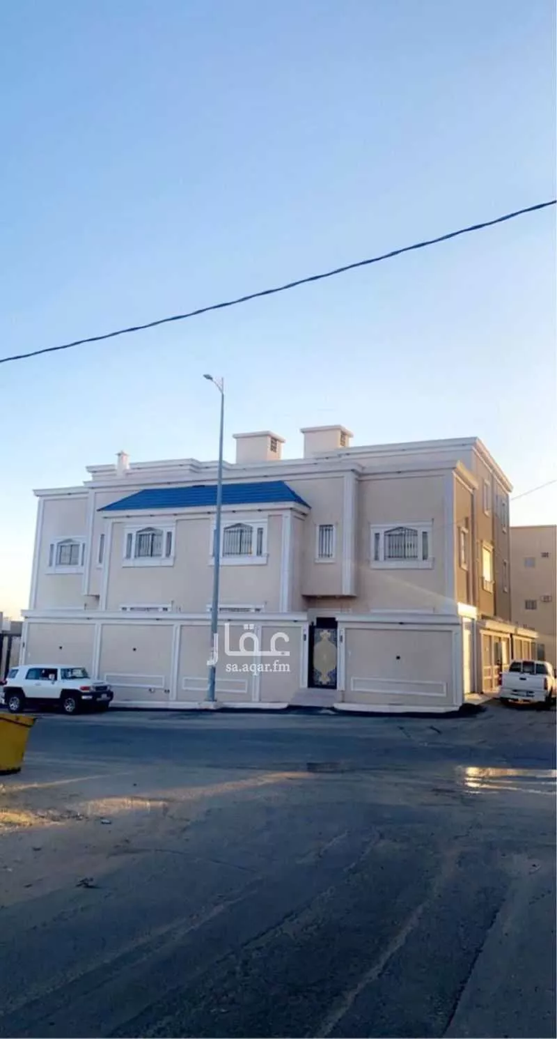 فيلا للبيع في شارع عبدالرحمن القحطاني, حي نشوان, مدينة خميس مشيط, منطقة عسير 1 صورة